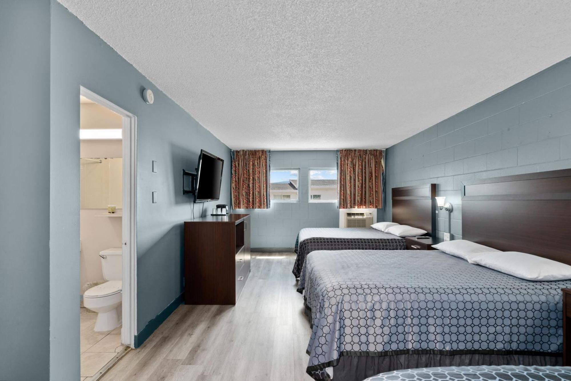 Holiday Lodge Wenatchee Exterior foto