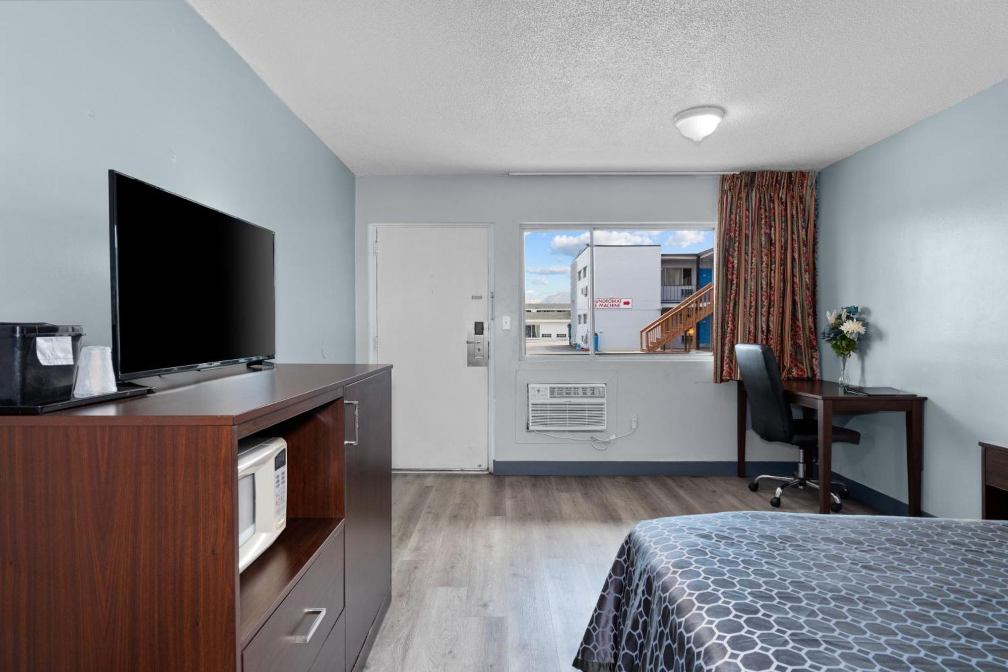 Holiday Lodge Wenatchee Exterior foto